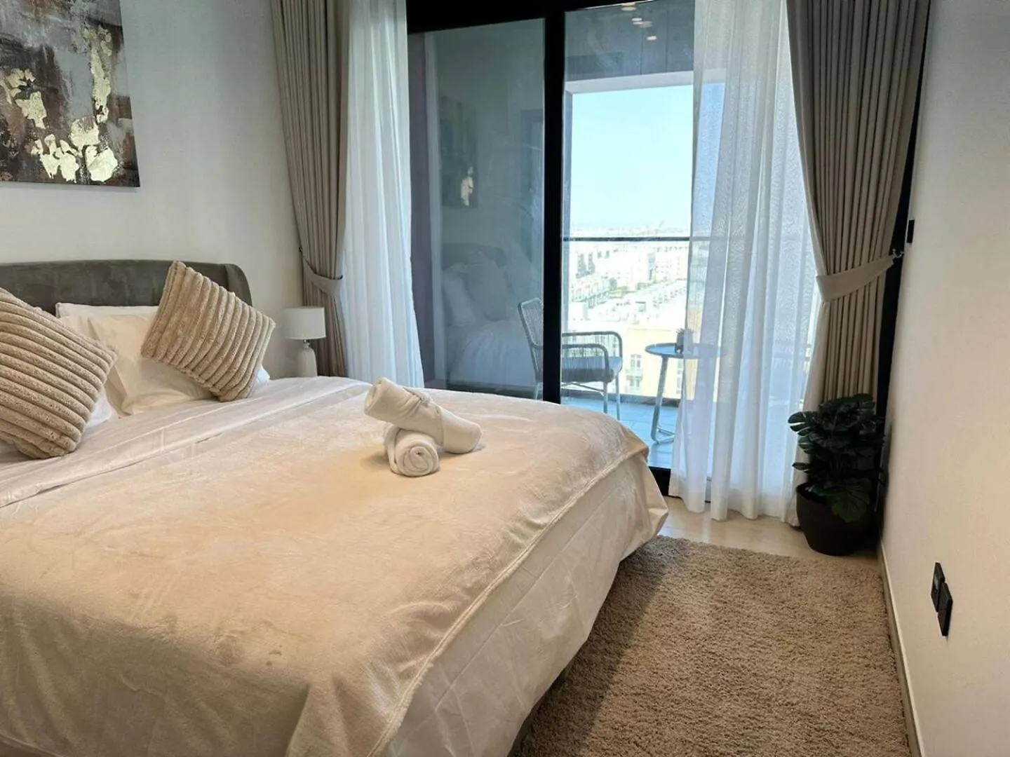 Brand New Fully Furnished 1Bedroom Apartment Injvc Dubai 0*,
