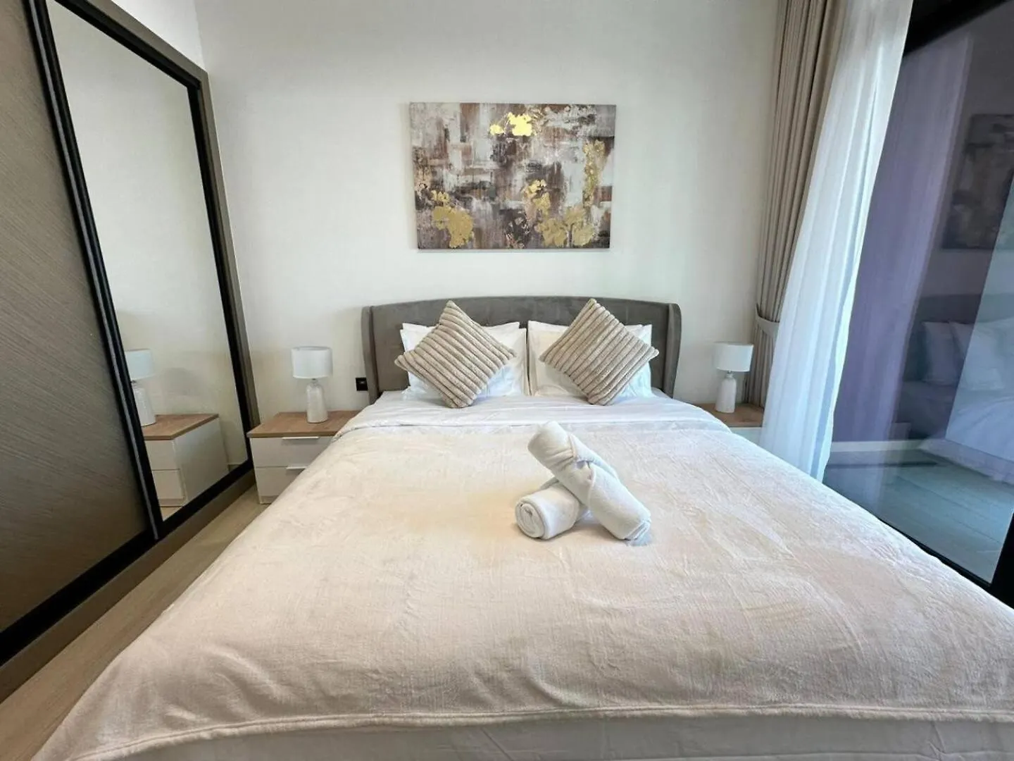 Brand New Fully Furnished 1Bedroom Apartment Injvc Dubai United Arab Emirates